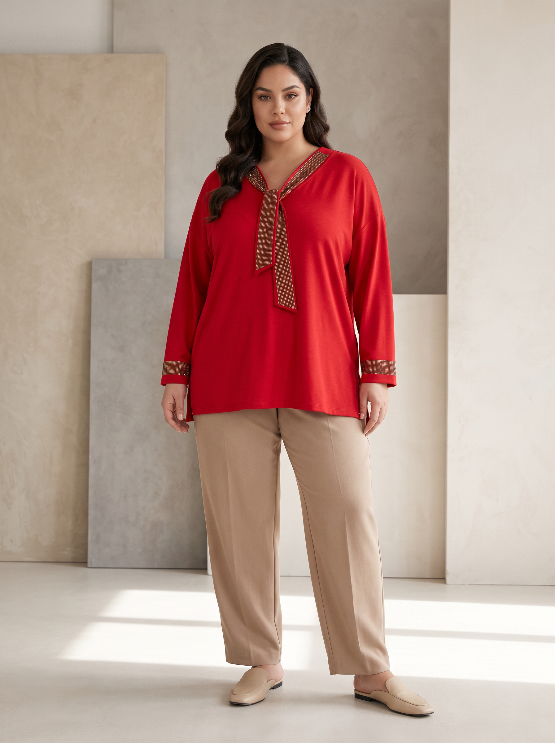 Стилна блуза с красиво деколте PLUS SIZE червено