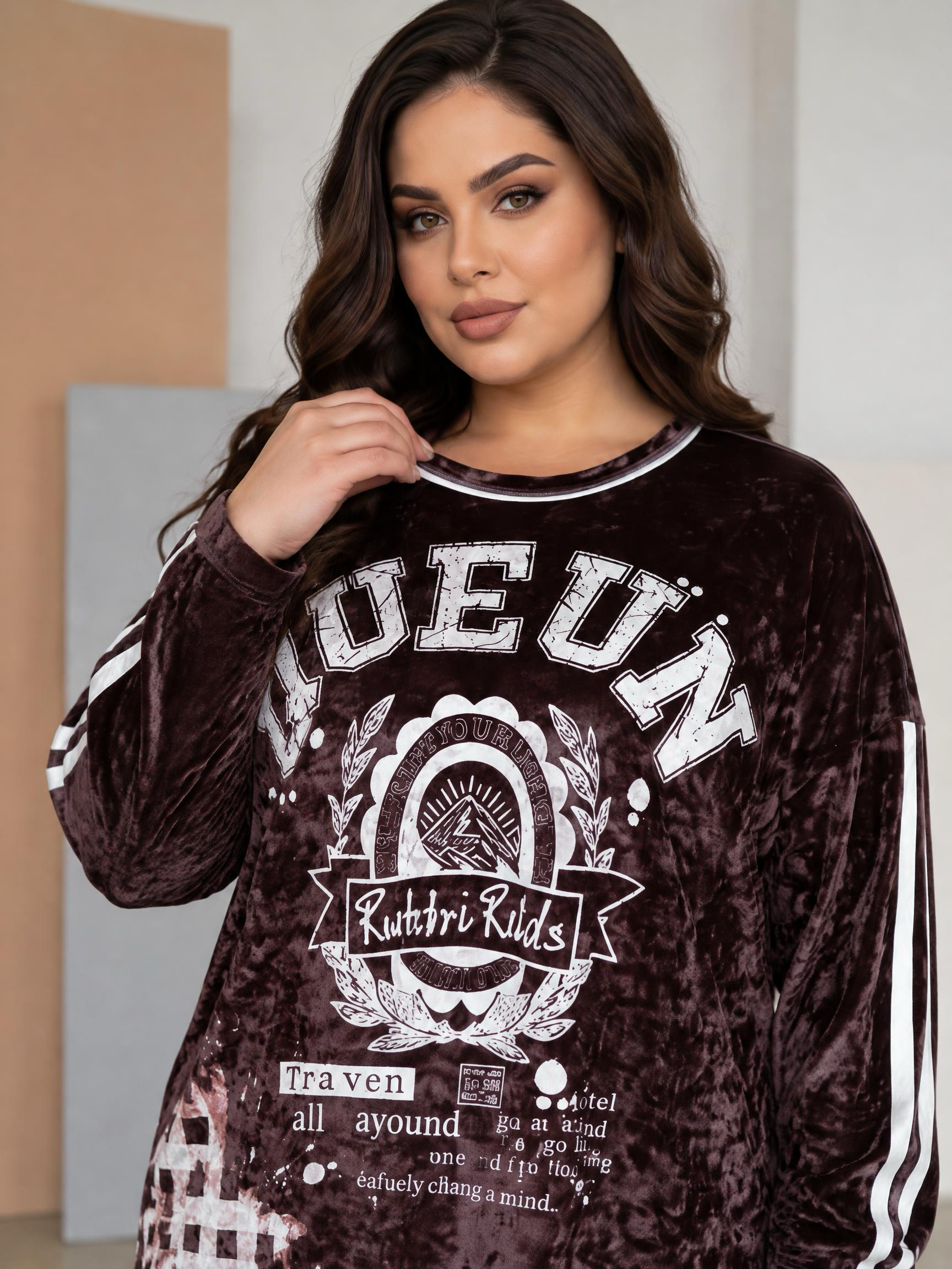 Луксозен комплект от нежно кадифе Fashion КАФЕ