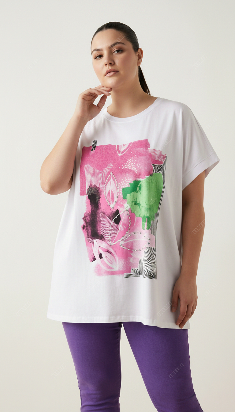 Модерна тениска в бяло с розова щампа PLUS SIZE модел