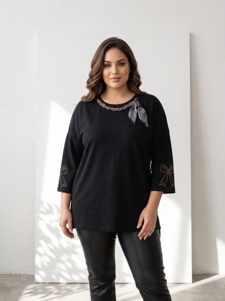 Черна блуза в ефектно колие PLUS SIZE модел 